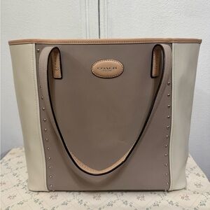 Coach Beige and Cream Women's Tote